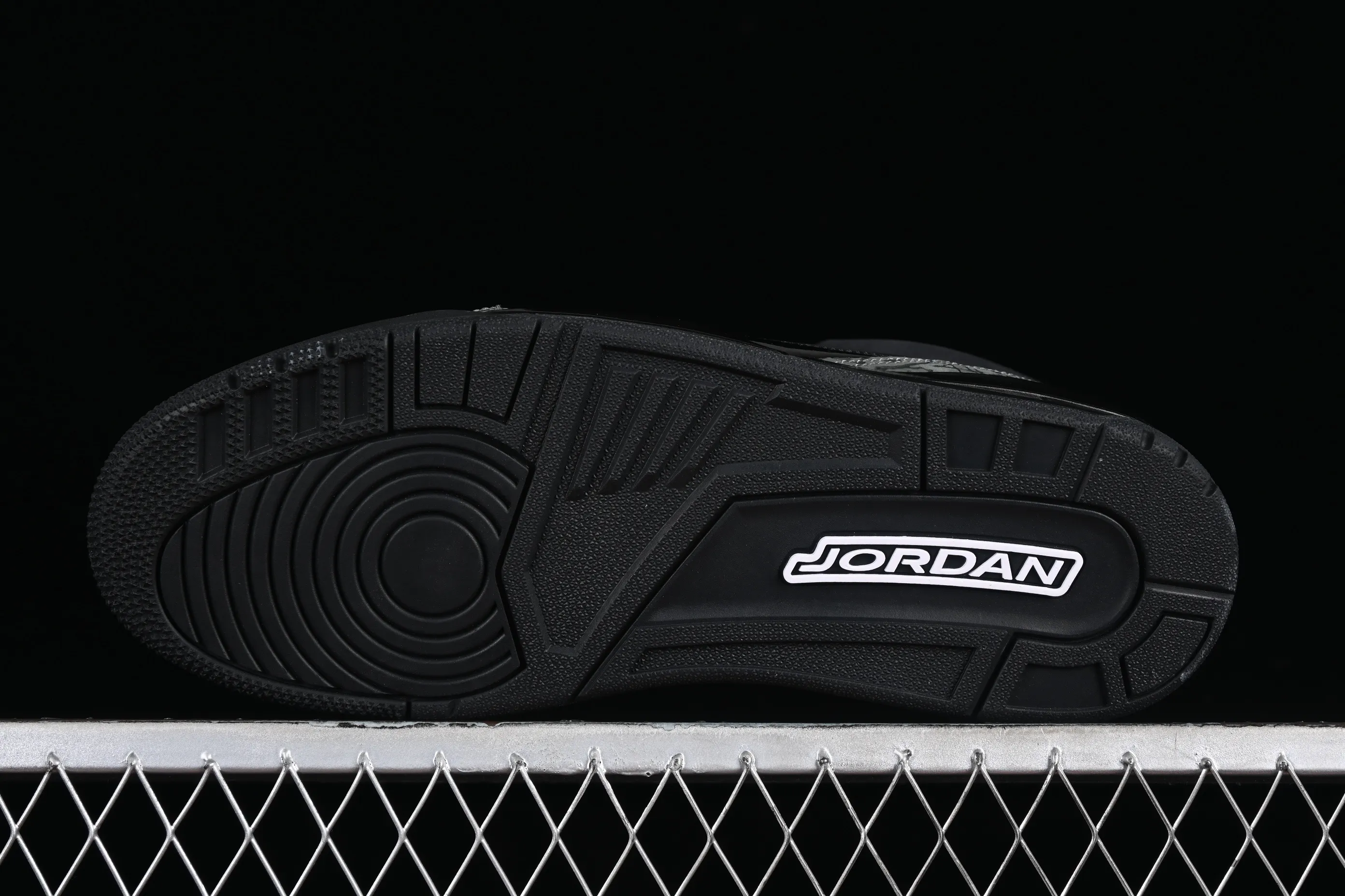 All categories Air Jordan Jordan series basketball shoes Air Jordan 3 LW version Air Jordan 3 Retro AJ3 Joe 3 Black Cat Explosion pattern CK9246-168